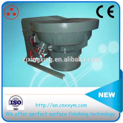 vibratory finishing machine with sound-proof cover